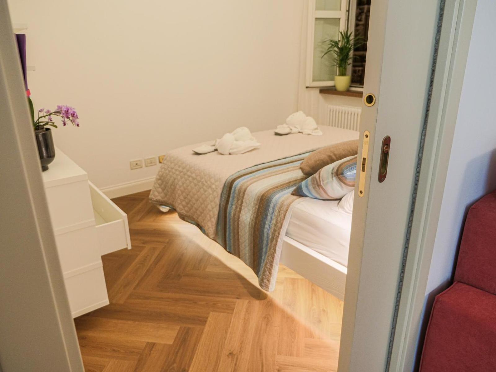 Casa Vacanze Trieste - Vista Piazza Unita Zewnętrze zdjęcie